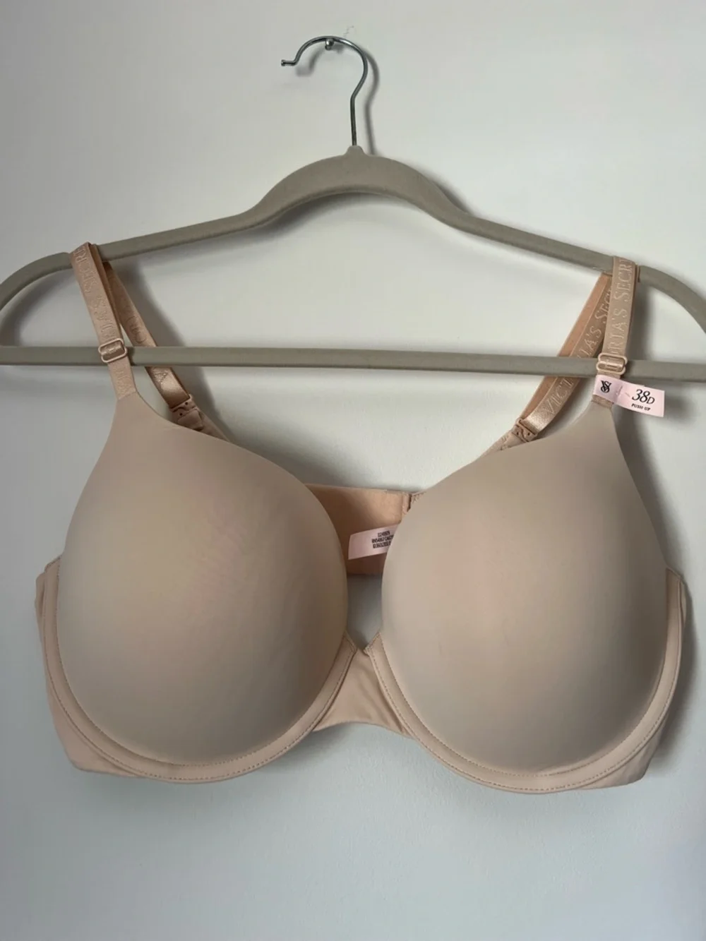 Victoria's Secret Smooth Nude Push-Up T-Shirt Bra - 38D NEW